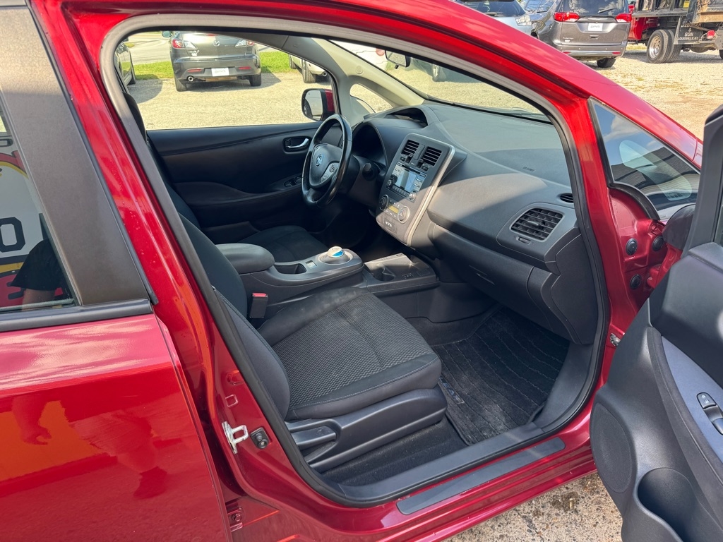 Nissan Leaf  2015