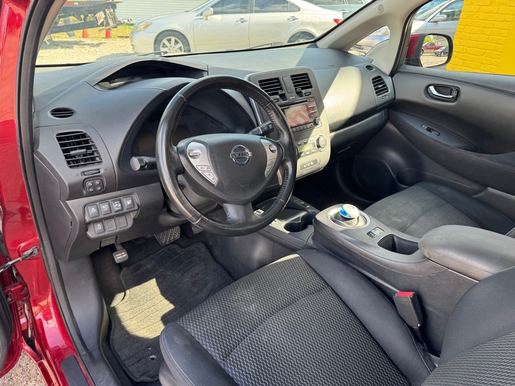 Nissan Leaf  2015