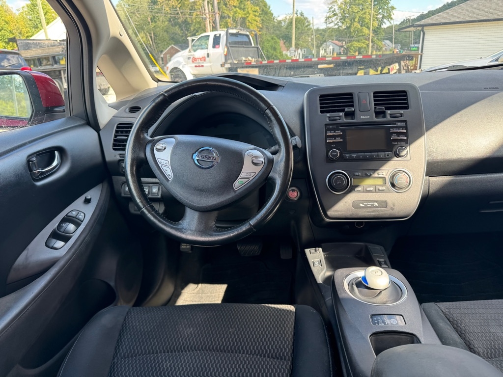 Nissan Leaf  2015