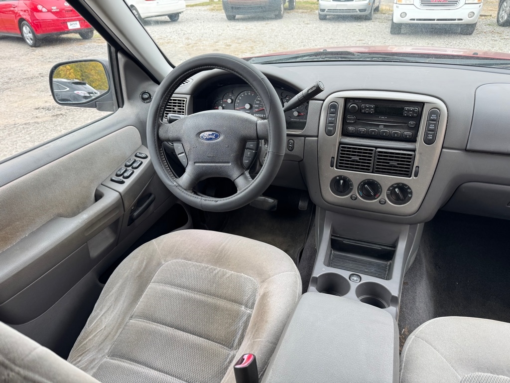 Ford Explorer  2005