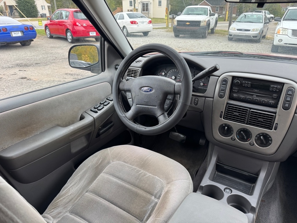 Ford Explorer  2005