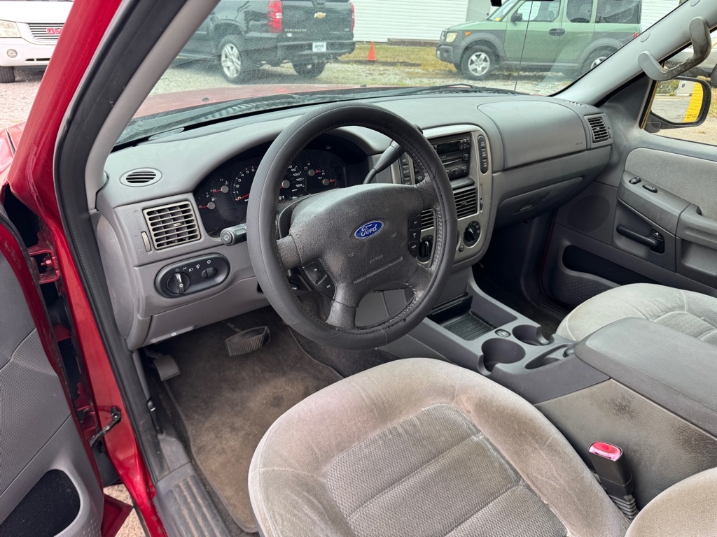 Ford Explorer  2005