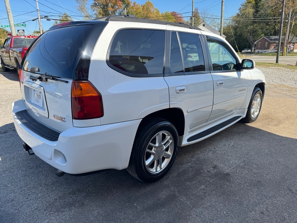 GMC Envoy  2006