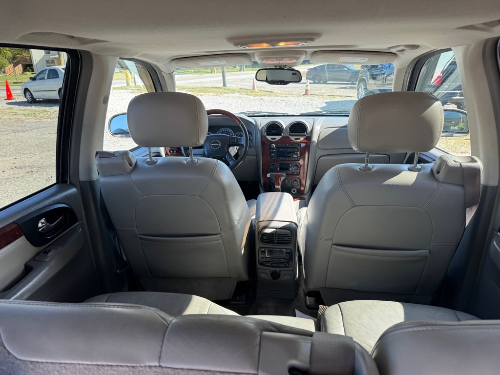 GMC Envoy  2006