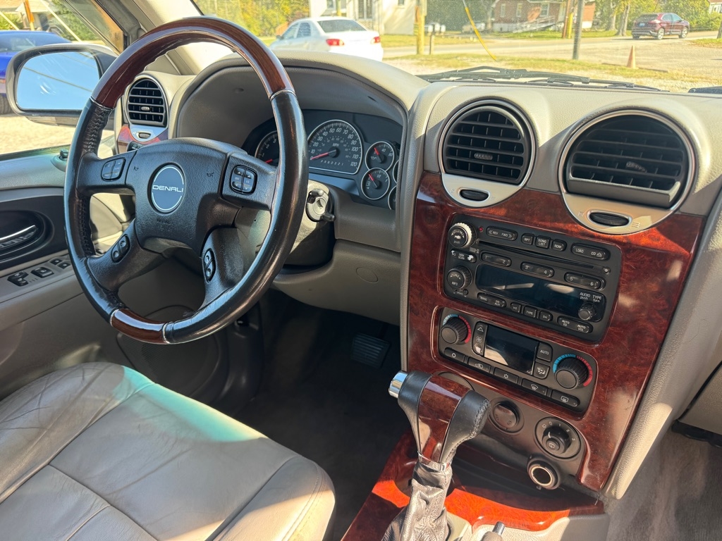 GMC Envoy  2007