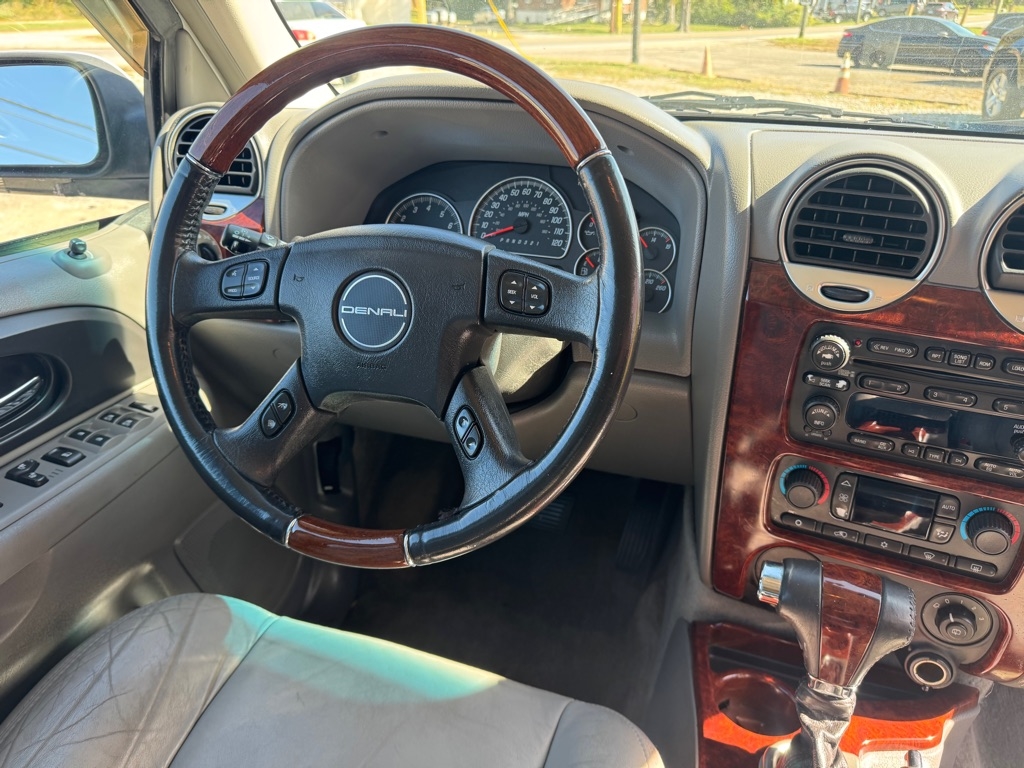 GMC Envoy  2007