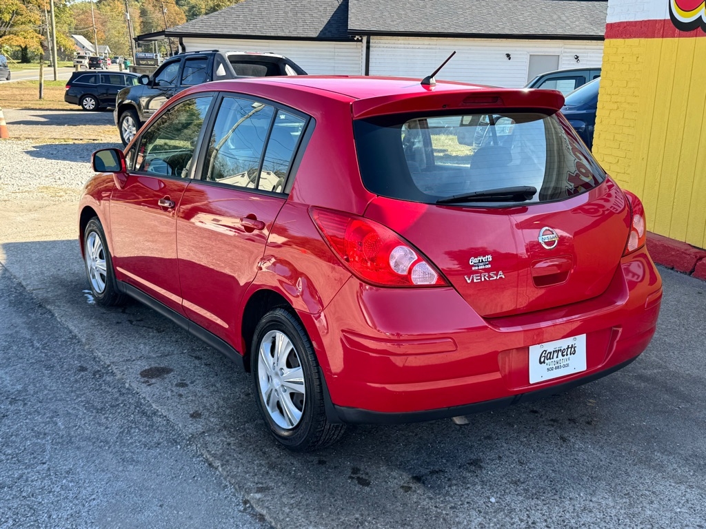 Nissan Versa  2009