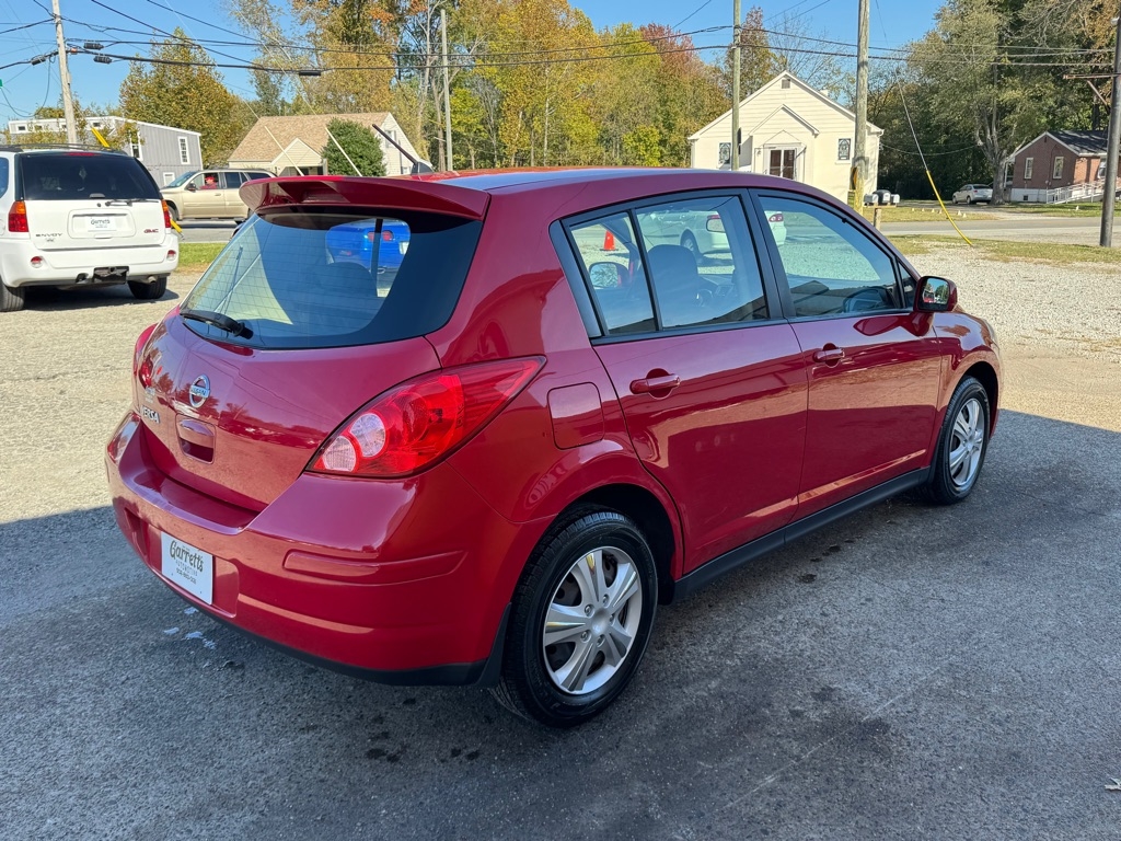 Nissan Versa  2009