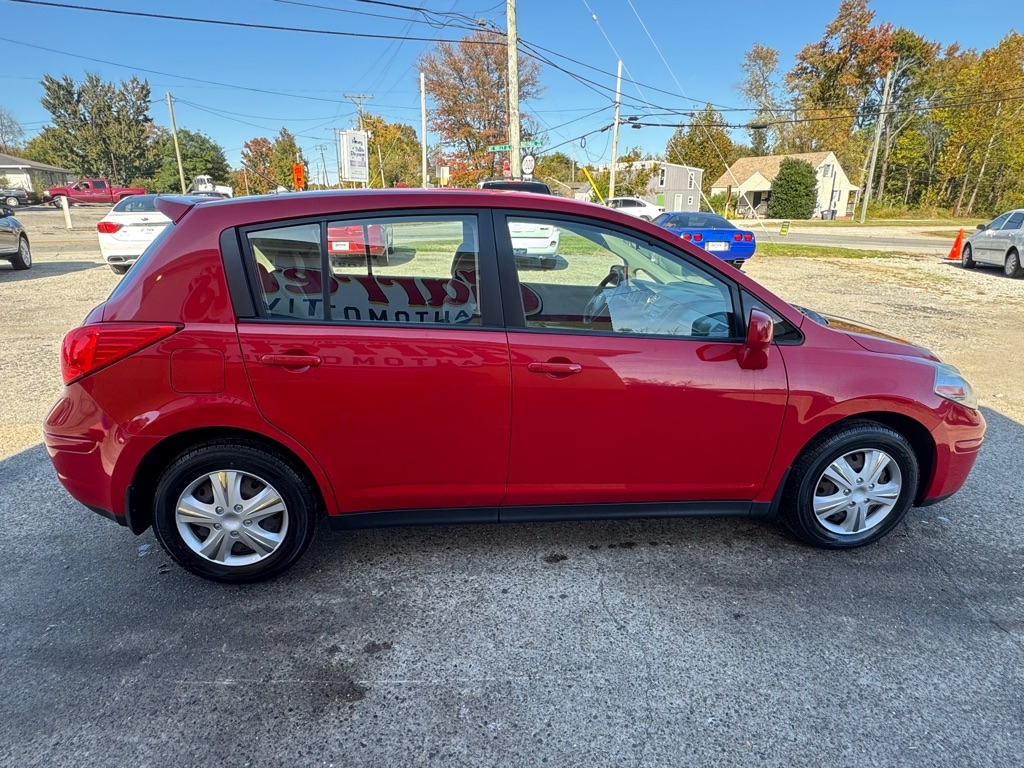 Nissan Versa  2009