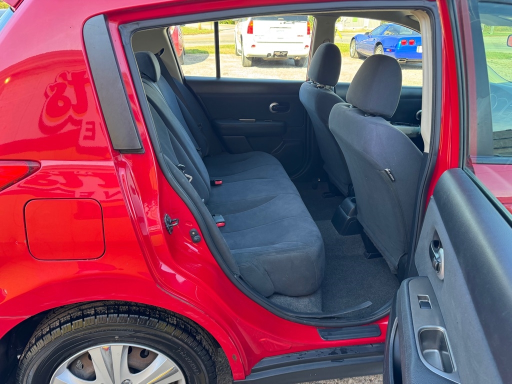 Nissan Versa  2009