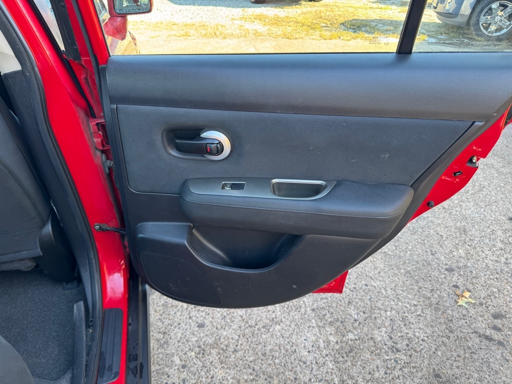 Nissan Versa  2009
