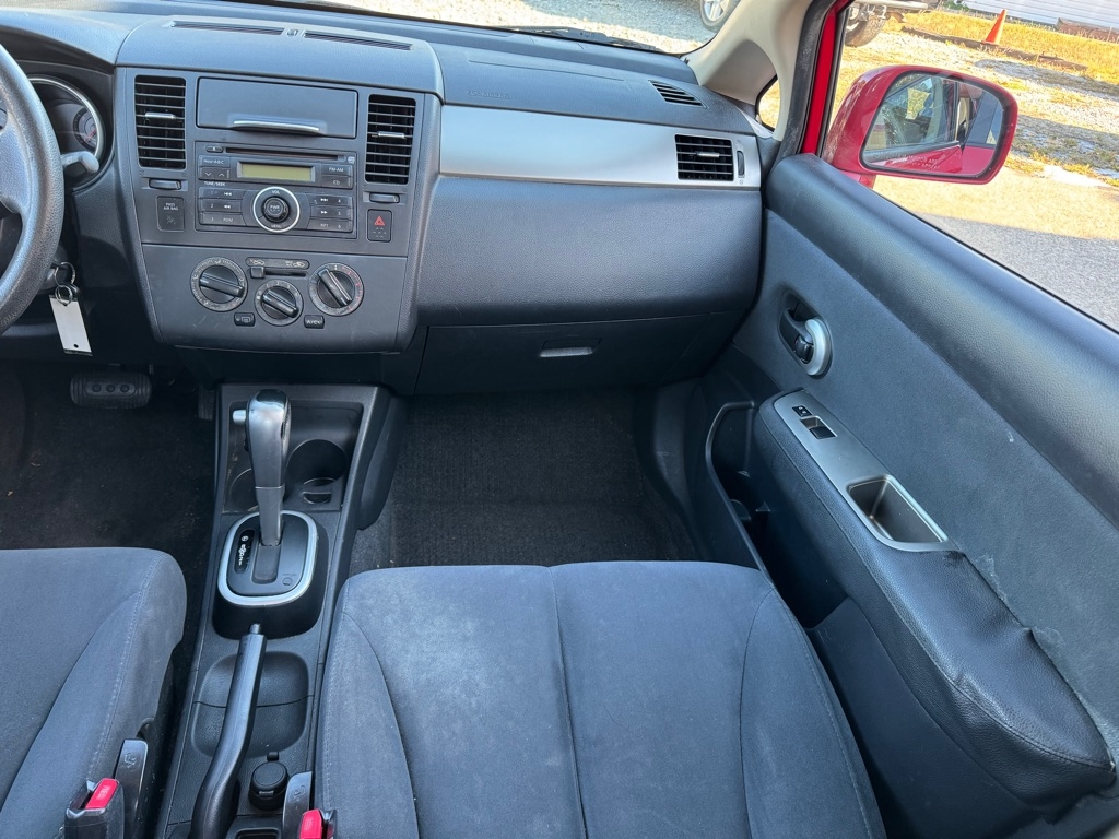 Nissan Versa  2009