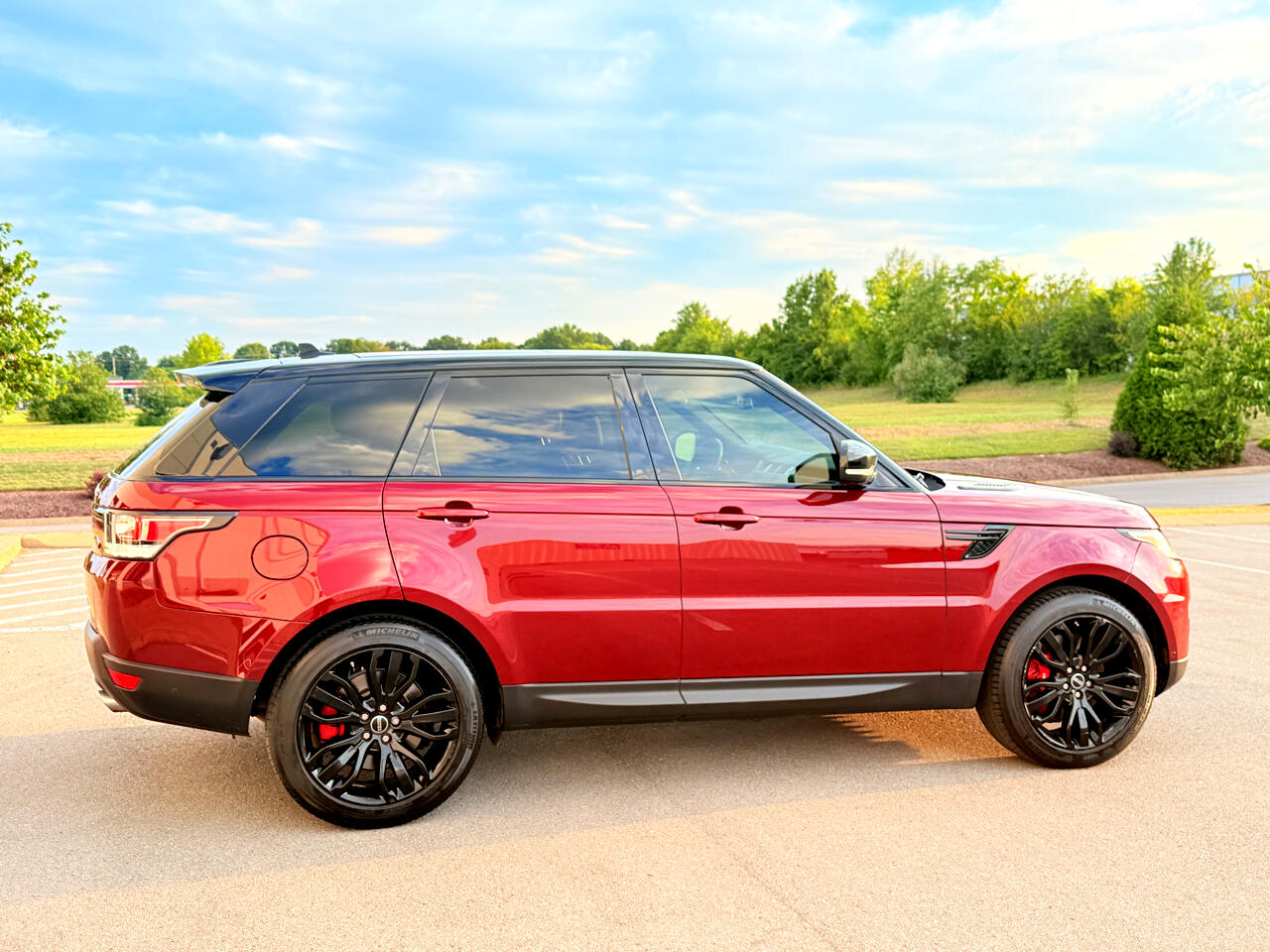 2016 Land Rover Range Rover Sport Supercharged Dynamic photo 2
