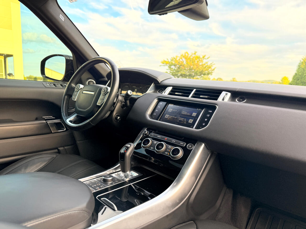 2016 Land Rover Range Rover Sport Supercharged Dynamic photo 16