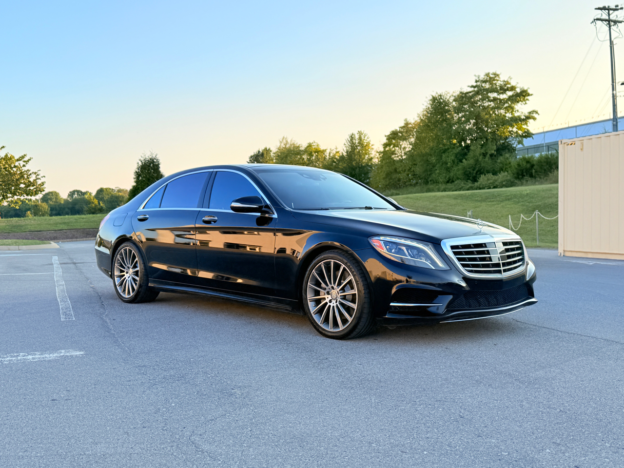 2015 Mercedes Benz S 550 photo 3