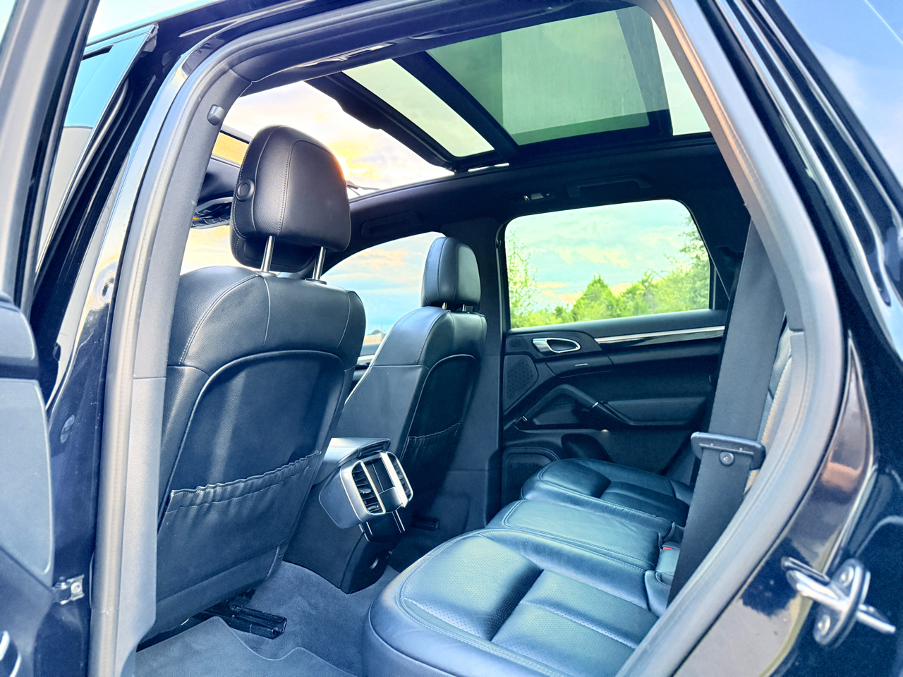 2016 Porsche Cayenne photo 11