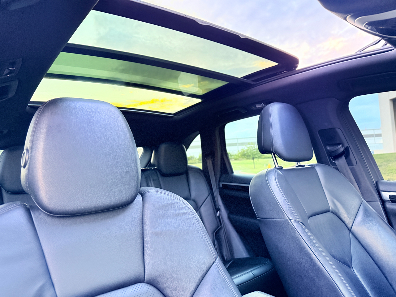 2016 Porsche Cayenne photo 15