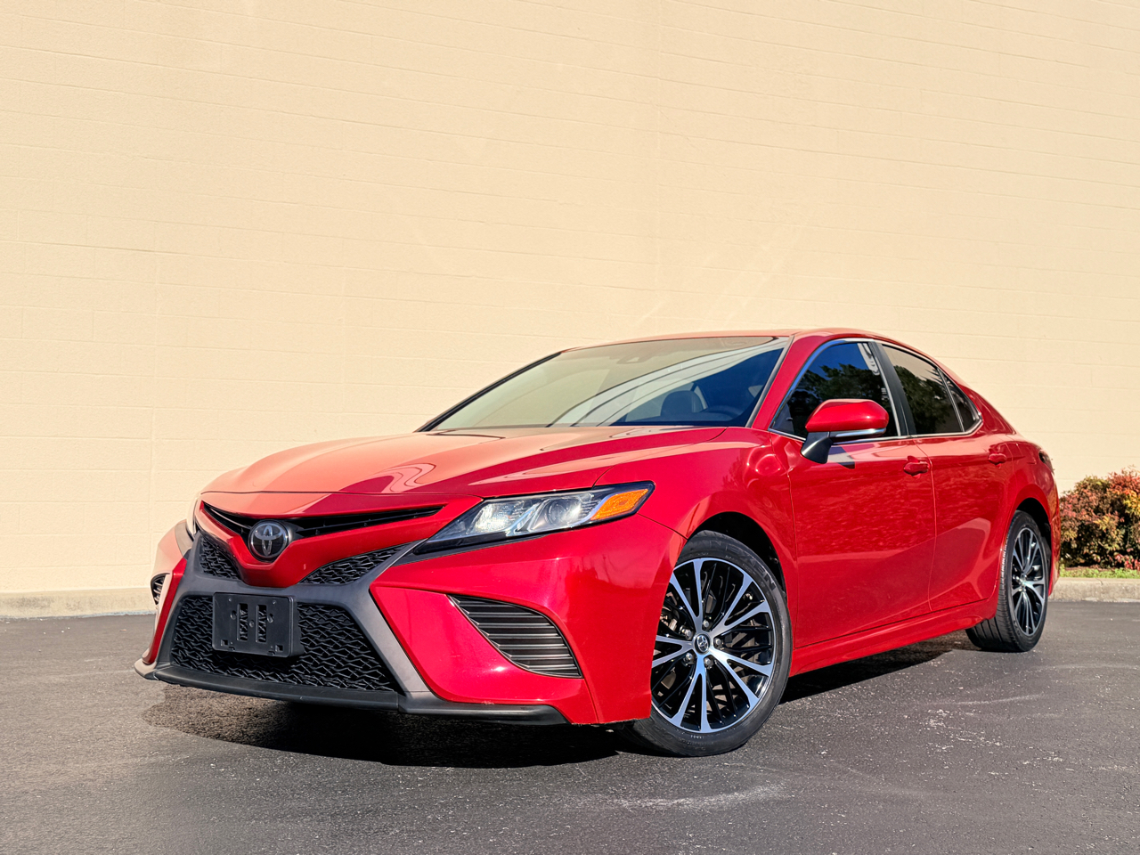 Toyota Camry  2019