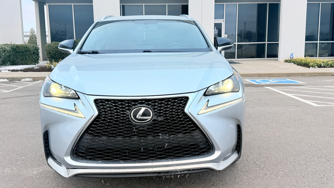 Lexus NX 200t  2017