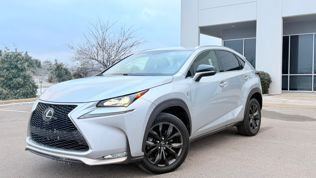 Lexus NX 200t  2017