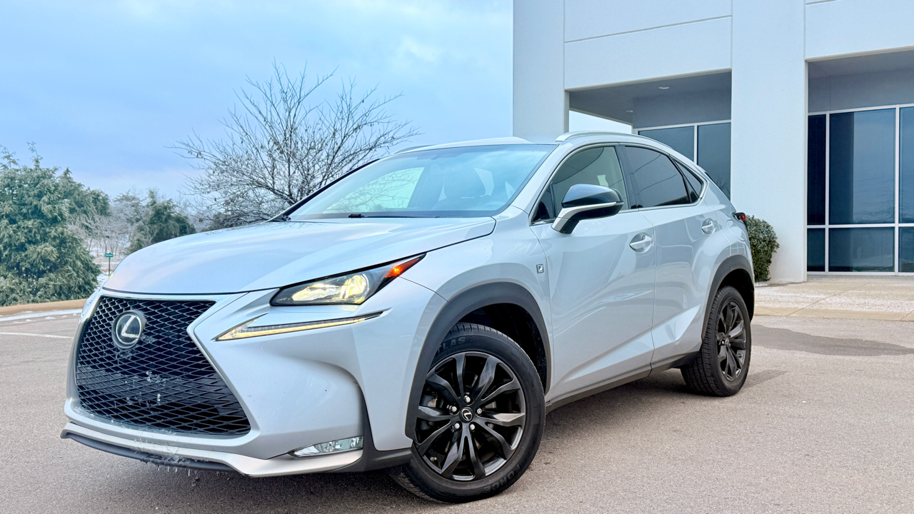 Lexus NX 200t  2017