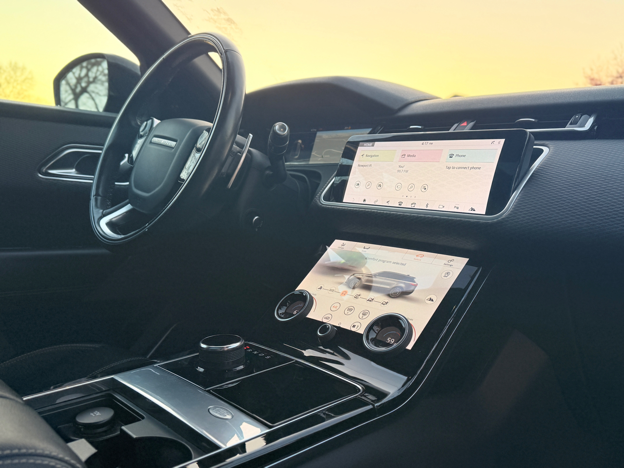 Land Rover Range Rover Velar  2018