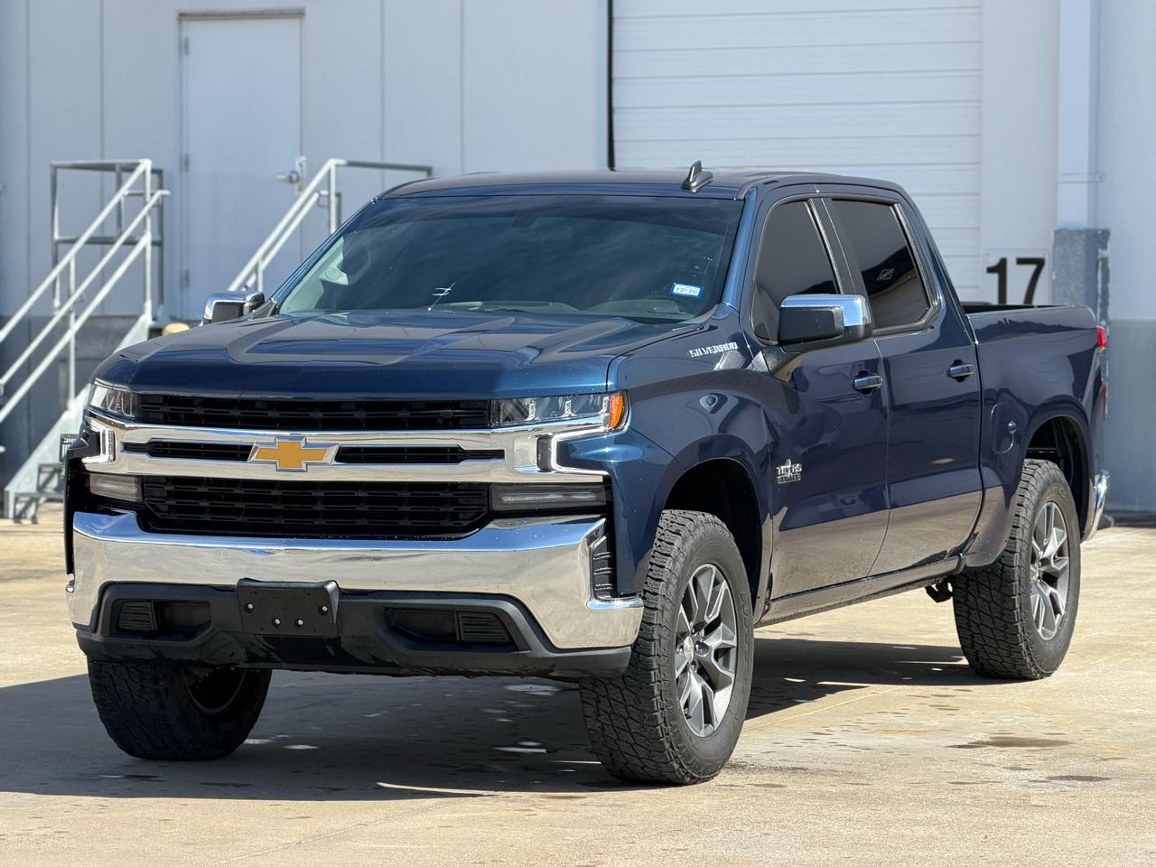 Chevrolet Silverado 1500 1LT Crew Cab 2WD 2021