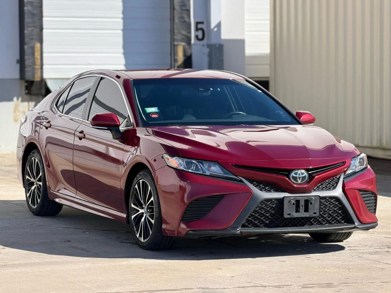 Toyota Camry  2018