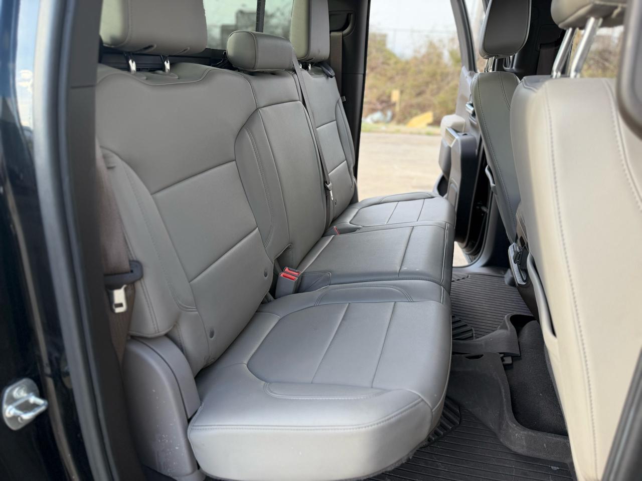 Chevrolet Silverado 1500 RST Double Cab 4WD 2021