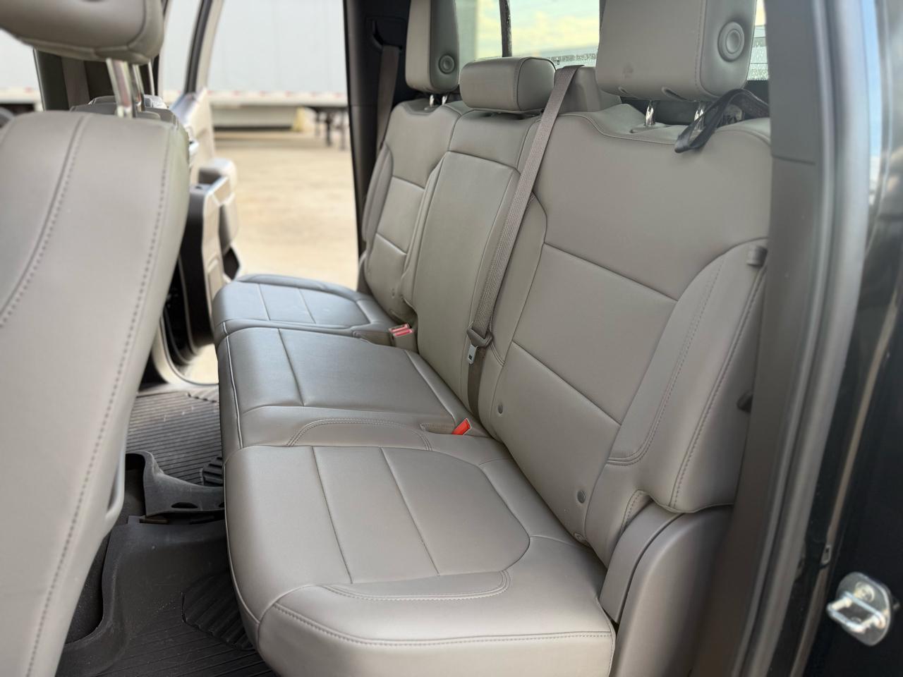 Chevrolet Silverado 1500 RST Double Cab 4WD 2021