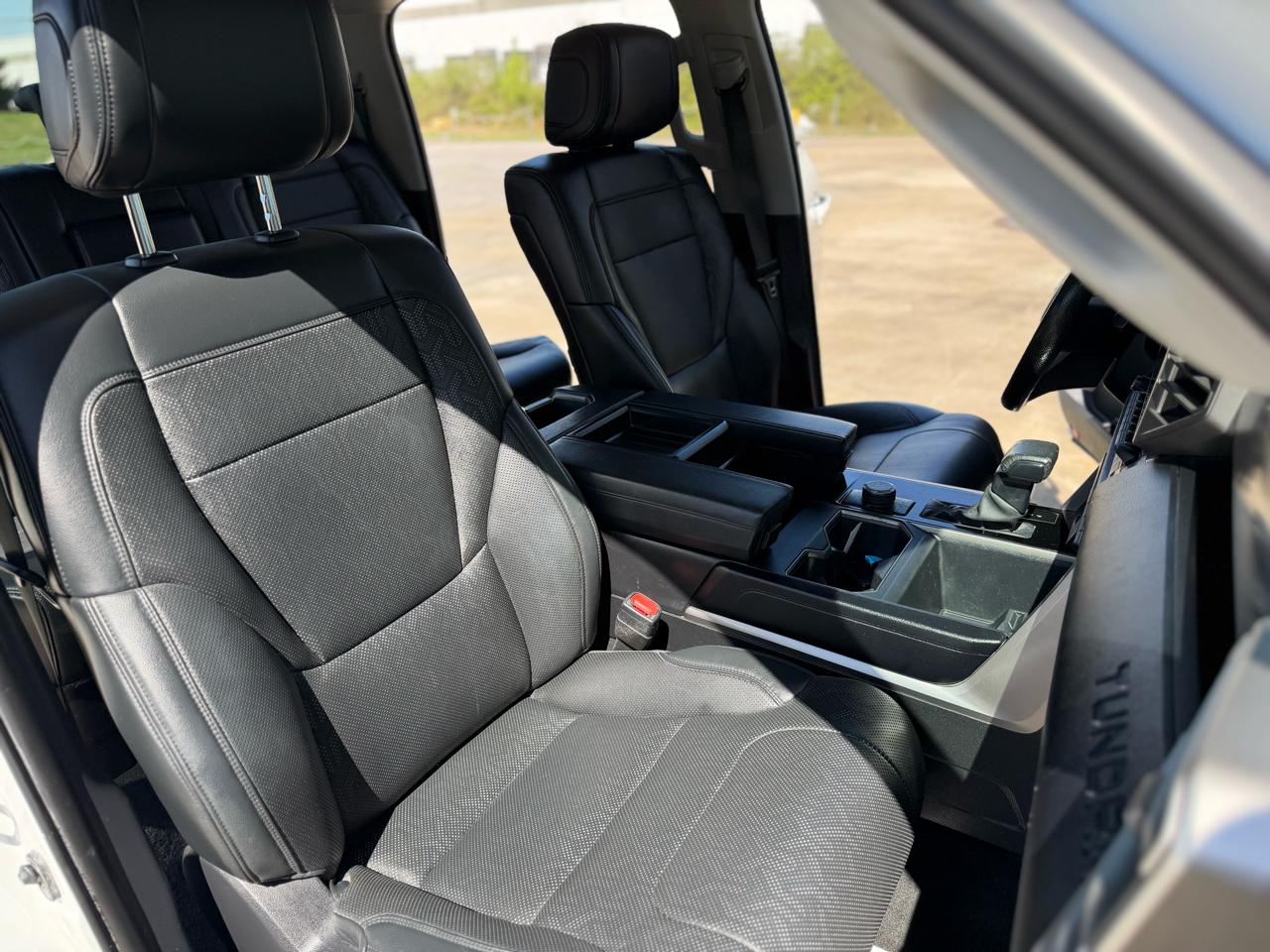 Toyota Tundra SR5 CrewMax 2WD 2022