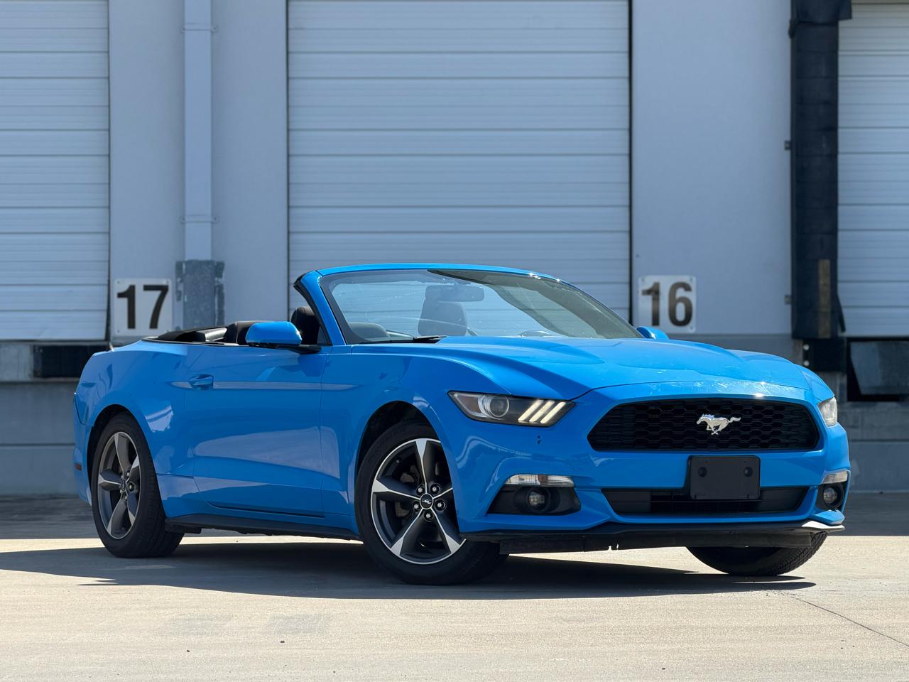 Ford Mustang V6 Convertible 2017