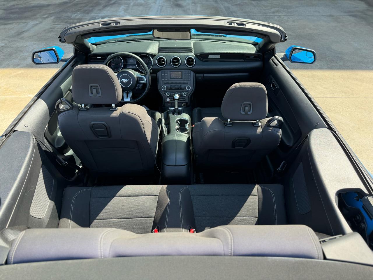 Ford Mustang V6 Convertible 2017