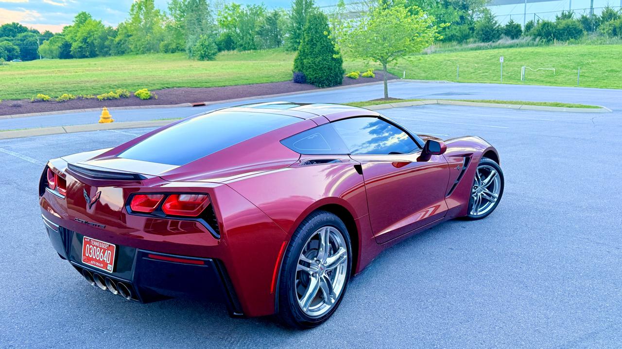 Chevrolet Corvette 2LT Coupe Automatic 2017