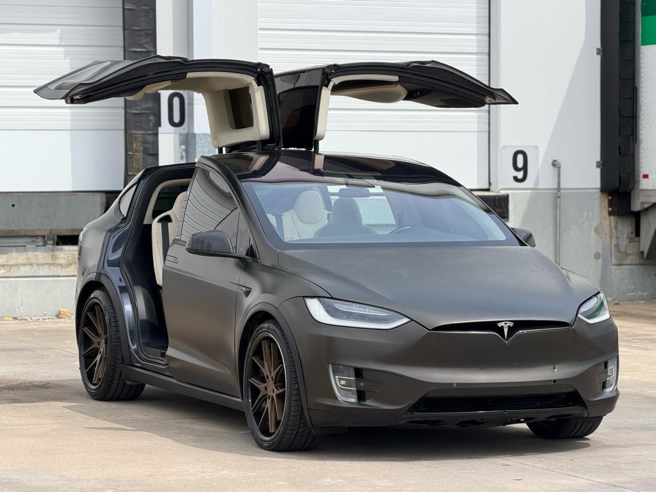 Tesla Model X 75D 2018