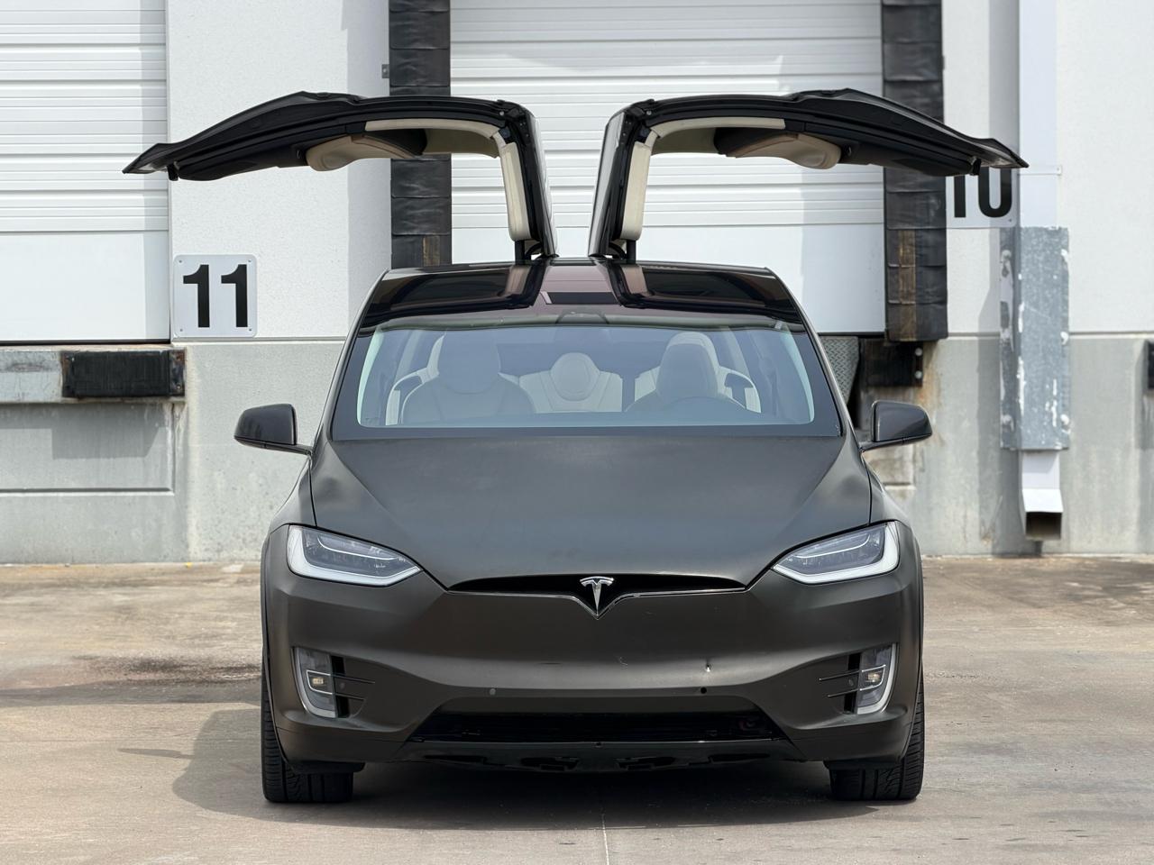 Tesla Model X 75D 2018