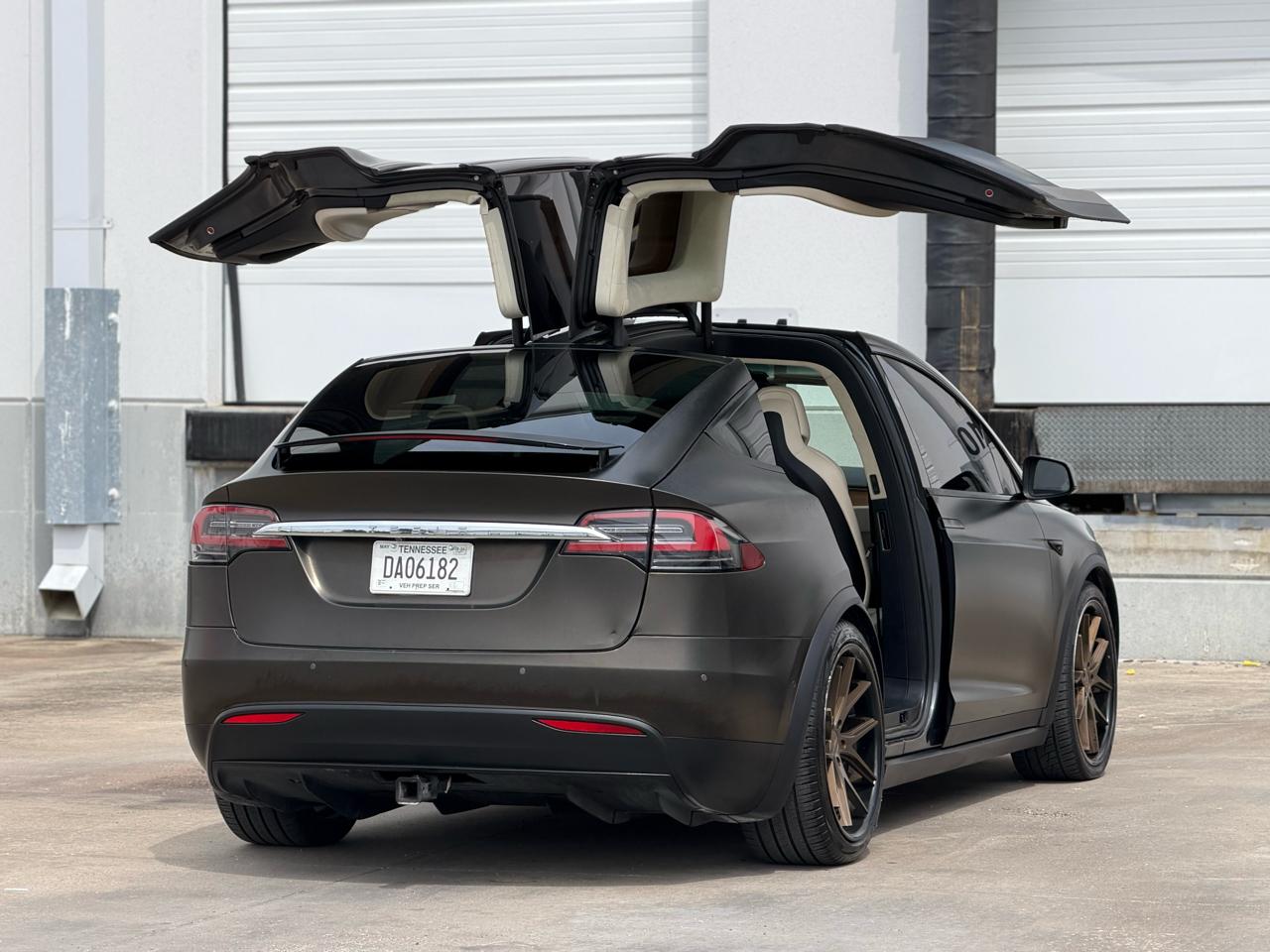 Tesla Model X 75D 2018