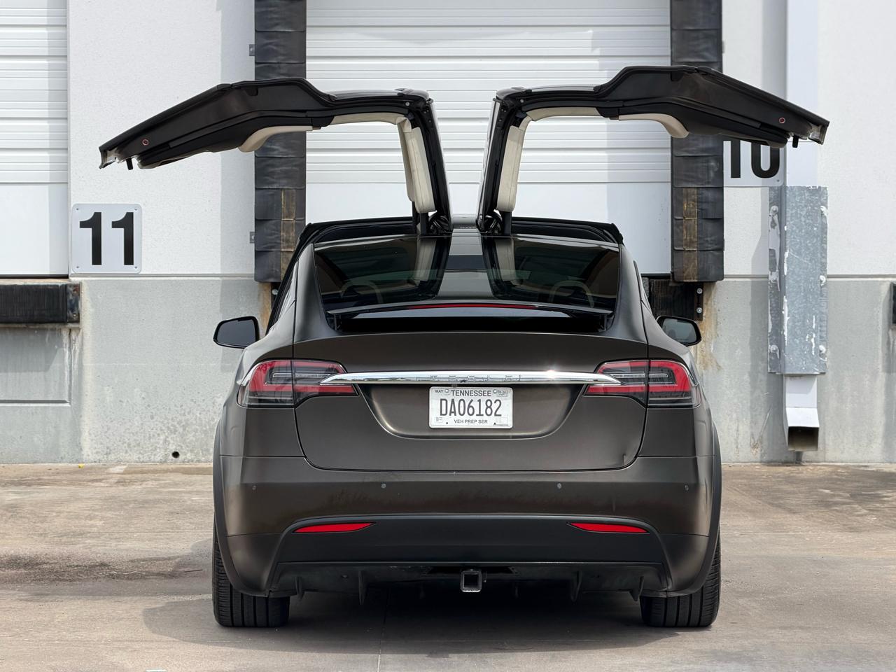 Tesla Model X 75D 2018