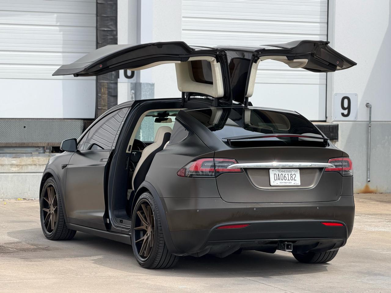 Tesla Model X 75D 2018