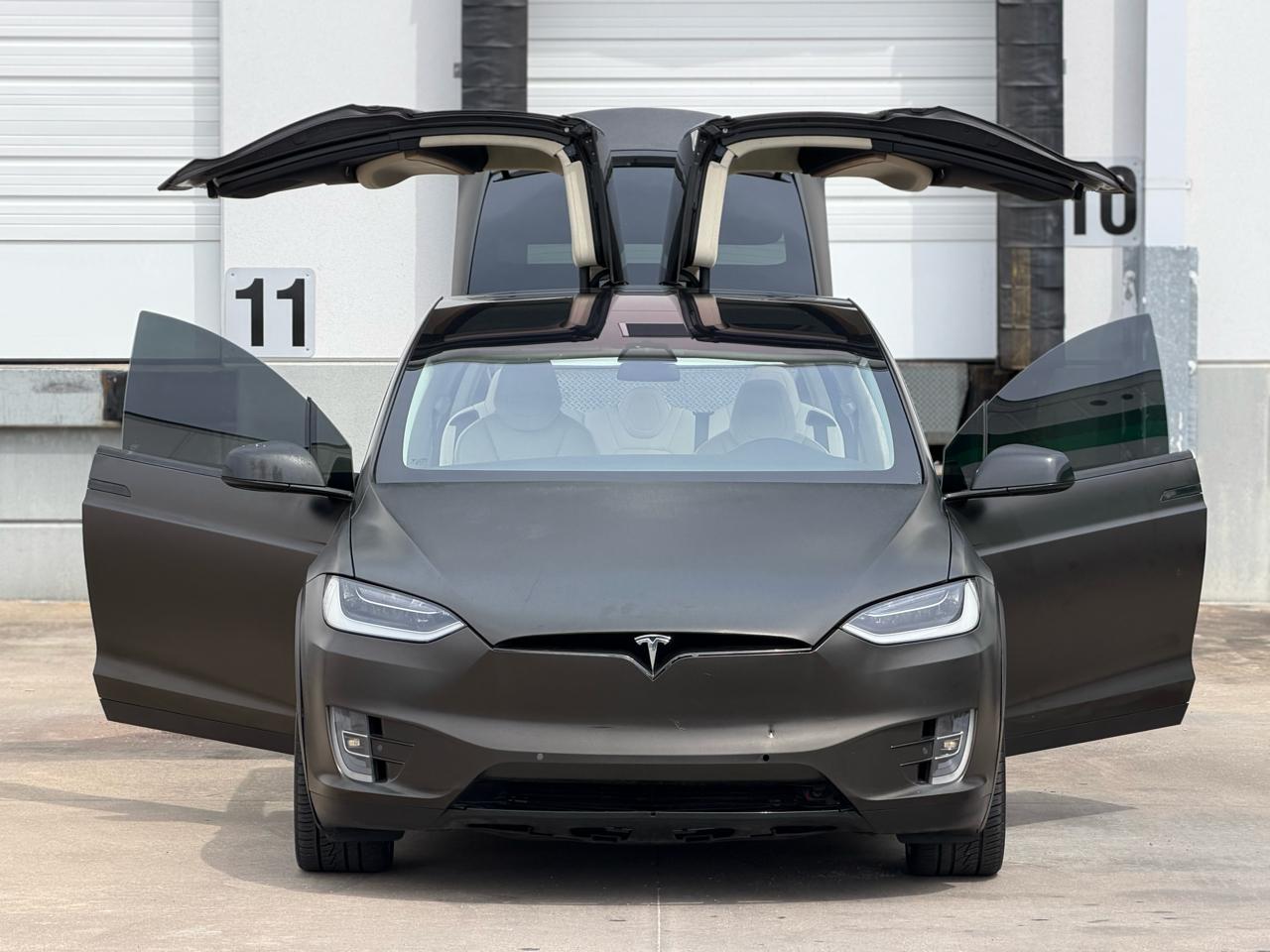 Tesla Model X 75D 2018