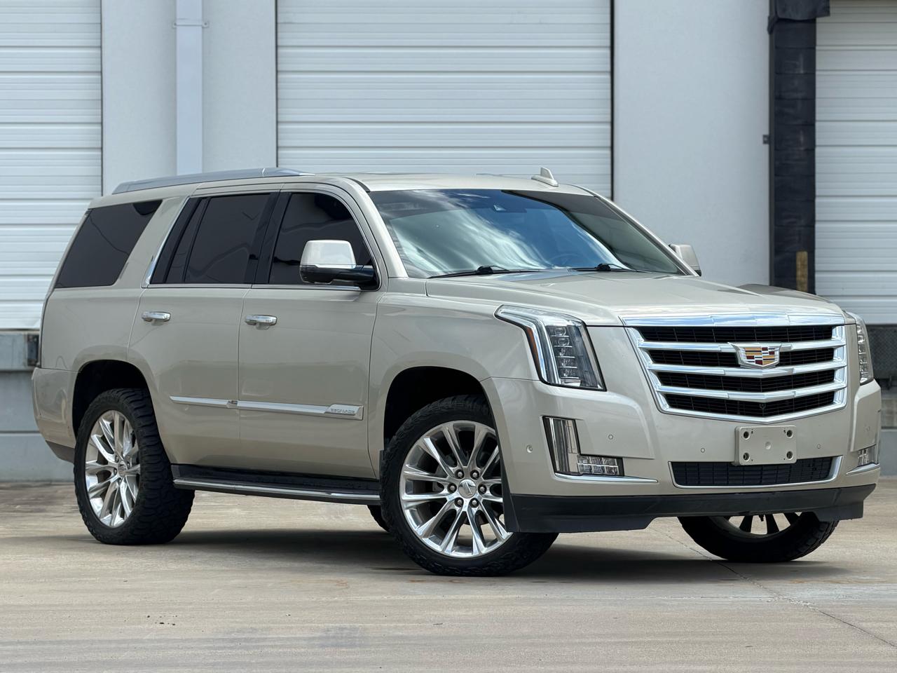 Cadillac Escalade Luxury 4WD 2017