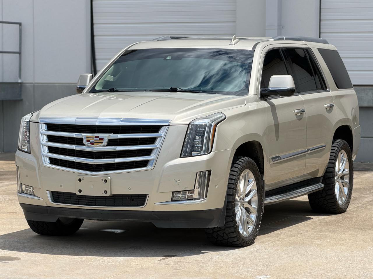 Cadillac Escalade Luxury 4WD 2017