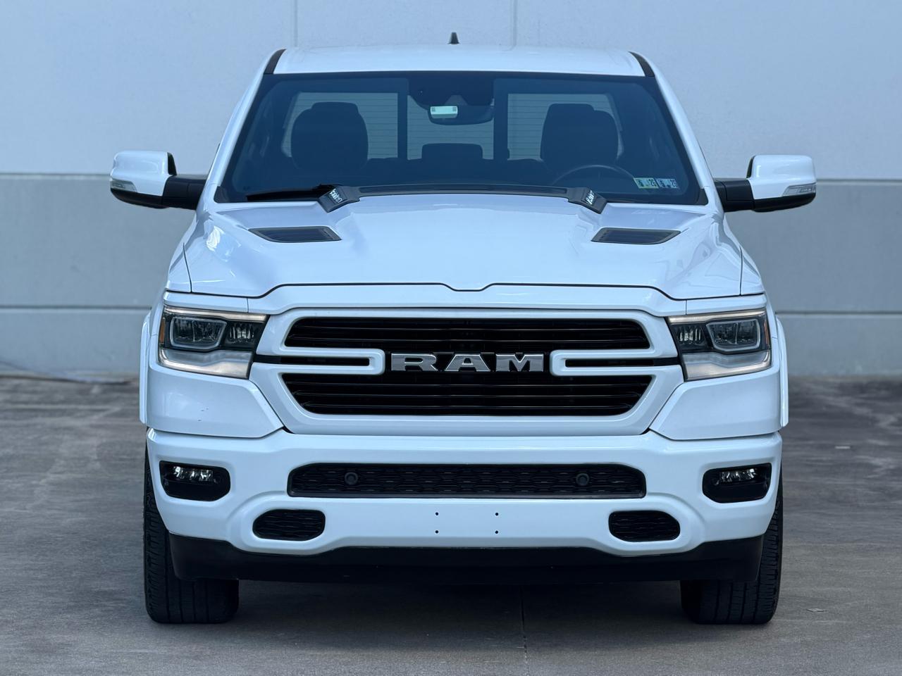 RAM 1500 Laramie Crew Cab SWB 4WD 2022