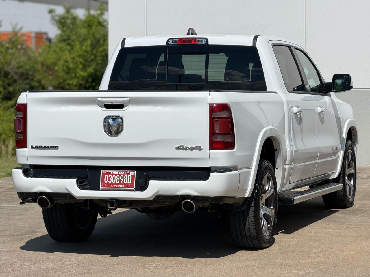 RAM 1500 Laramie Crew Cab SWB 4WD 2022