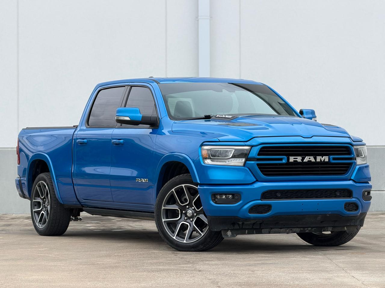 RAM 1500 Laramie Crew Cab LWB 4WD 2021