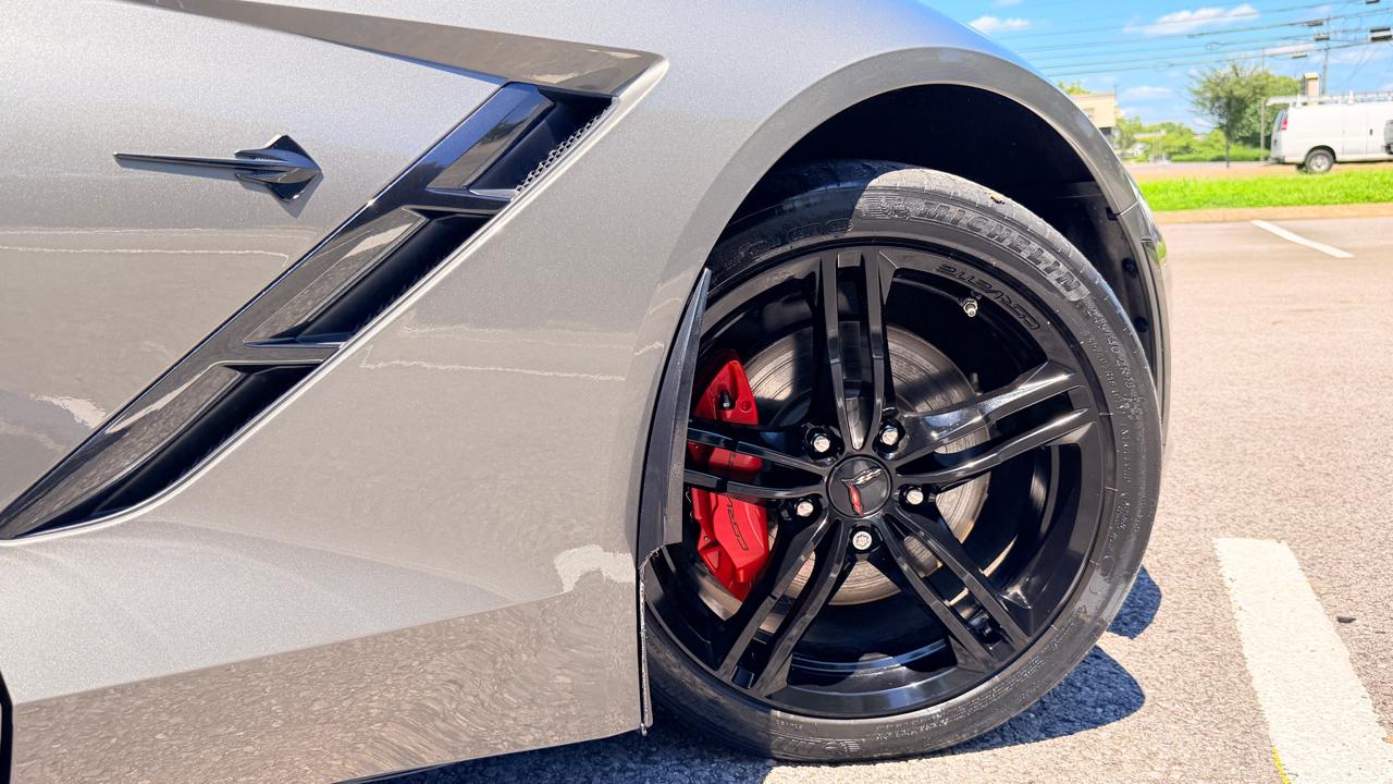 2016 Chevrolet Corvette 1LT - Photo 10