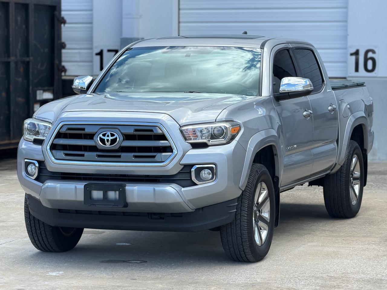 Toyota Tacoma Limited Double Cab V6 6AT 4WD 2017