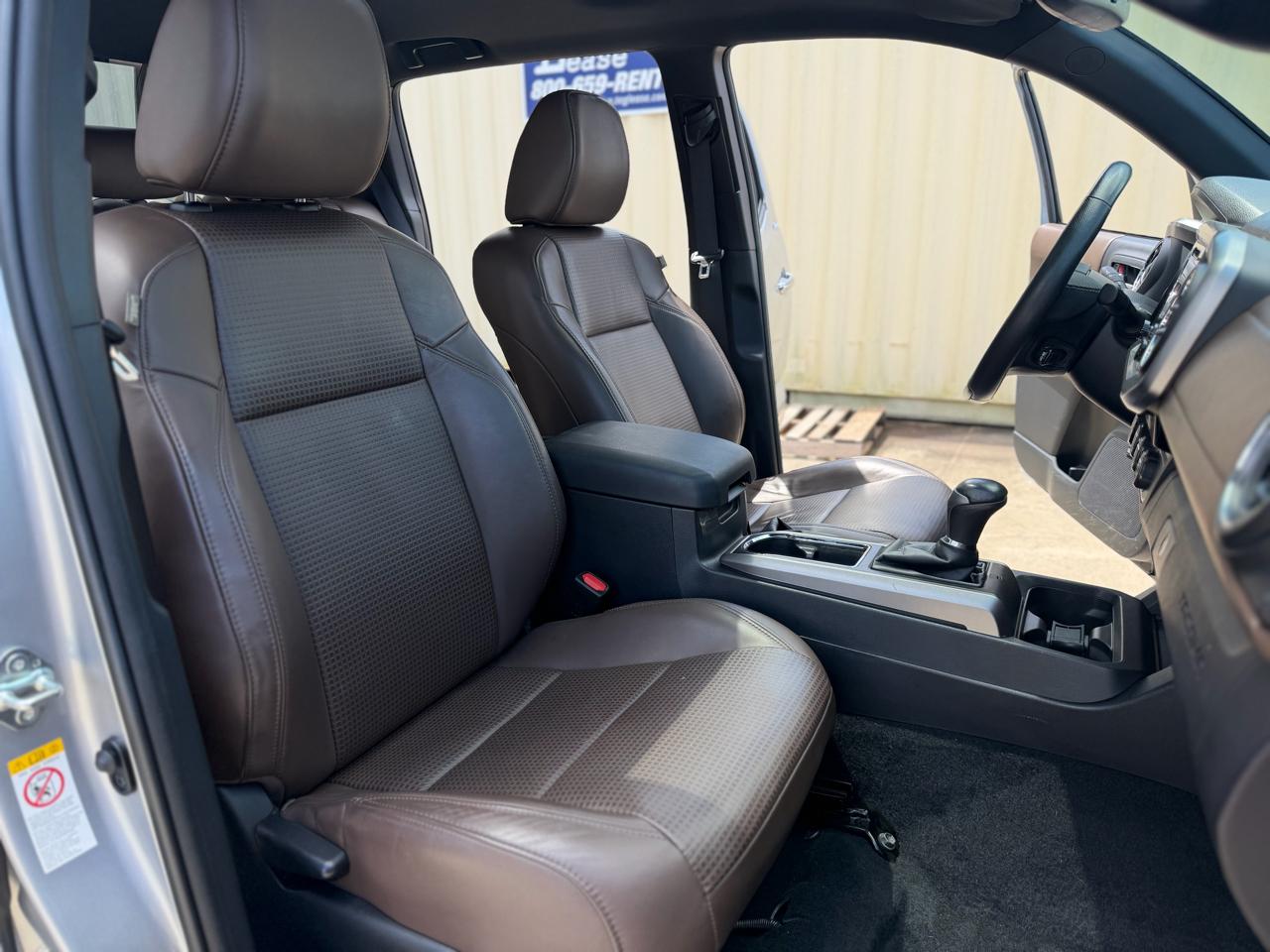 Toyota Tacoma Limited Double Cab V6 6AT 4WD 2017