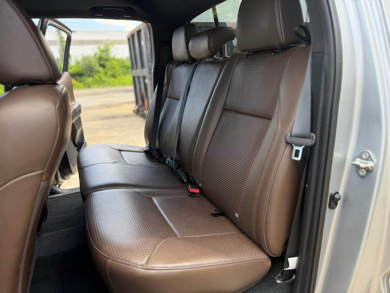 Toyota Tacoma Limited Double Cab V6 6AT 4WD 2017