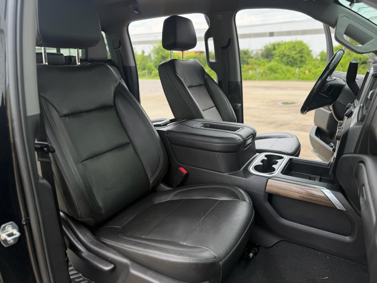 Chevrolet Silverado 1500 RST Crew Cab Long Box 4WD 2020